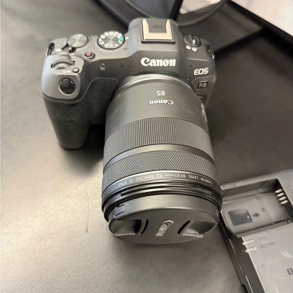 Canon R8 EOS Mirrorless Camera + Black 85mm Lens R vlog youtube content